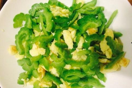 吃鸡蛋吃瓜炒鸡蛋