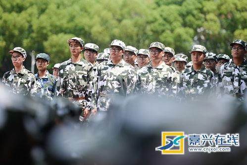 吃瓜军训迎新,新生初体验